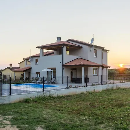 Villa Nuccia Brtonigla